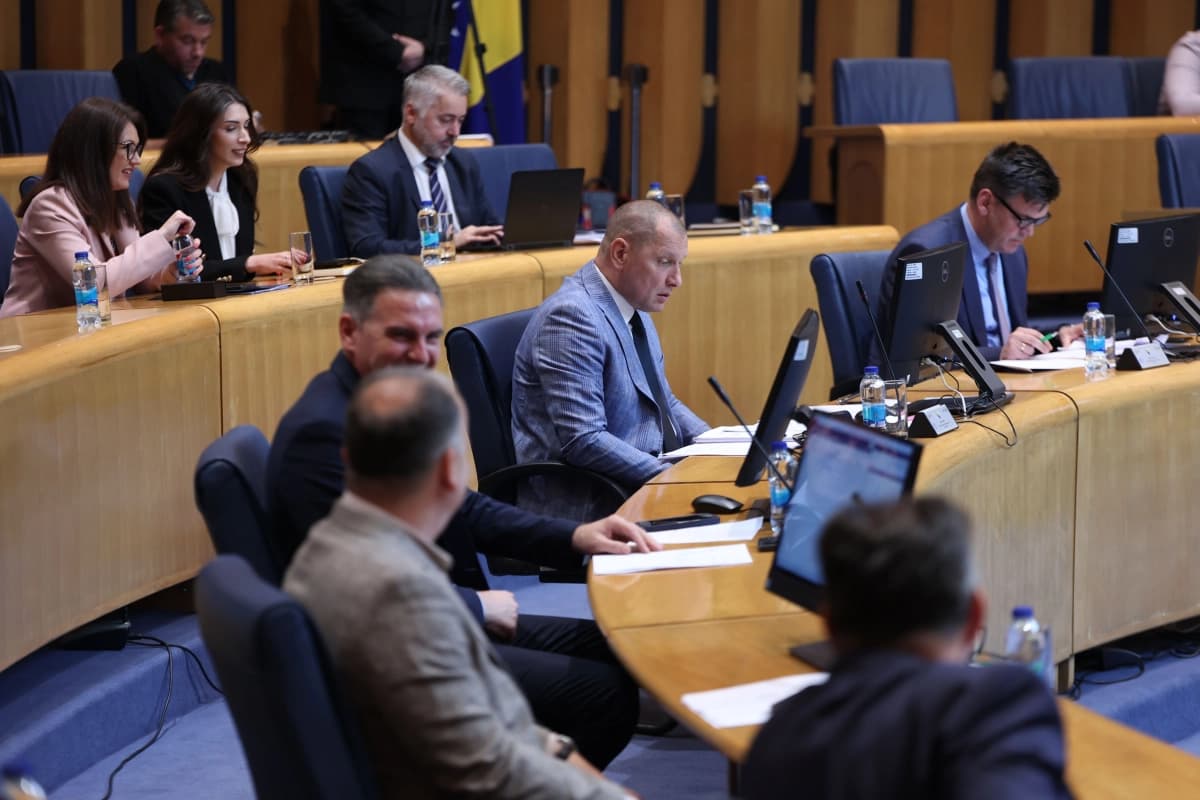 Uvećanje plata u institucijama BiH više ne zavisi od usvajanja budžeta